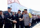 Karoops-Polda-Jatim-Pimpin-Apel-Gelar-Pasukan-di-Pelabuhan-Ketapang-Pastikan-Kesiapan-Pengamanan-KTT-IAF-II-2024-dan-HLF-MSP