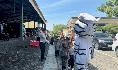 Edukasi-Tertib-Lalu-Lintas-di-Satlantas-Polresta-Sidoarjo