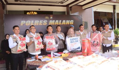 Polisi-Berhasil-Bongkar-Jaringan-Pemalsu-Beras-Bulog-Jadi-Kemasan-Premium-di-Malang