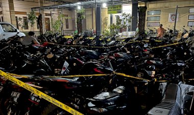 Harkamtimas-di-Bulan-Ramadhan-Polres-Probolinggo-Amankan-Puluhan-Motor-Saat-Razia-Balap-Liar