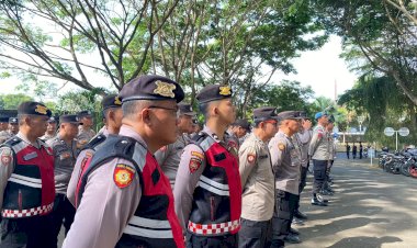 Polresta-Banyuwangi-Siagakan-Ratusan-Personel-Pengamanan-Penetapan-Nomor-Urut-Paslon-Pilkada-2024