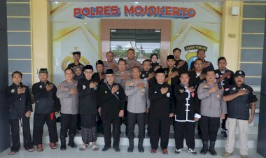 Dikukuhkan-Polres-Mojokerto-Satgas-PAM-Sentot-Prawirodirdjo-Siap-Jaga-Malam-Satu-Suro