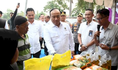 Polri-Distribusikan-6-Ton-Beras-Menggelar-Gerakan-Pasar-Murah-di-Madiun,-Sinergi-dengan-Bulog-Tekan-Inflasi