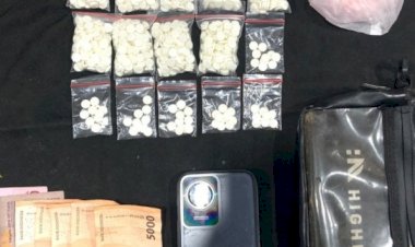 Polres-Lumajang-Amankan-Dua-Tersangka-Pengedar-Okerbaya,-Sita-Puluhan-Ribu-Butir-Pil-Logo-Y
