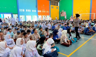 Polres-Mojokerto-Kota-Cegah-Peredaran-Vape-Mengandung-Narkoba,-Gencarkan-Sosialisasi-di-Kalangan-Remaja