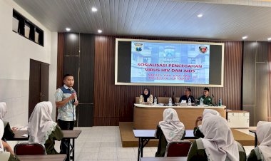Polresta-Sidoarjo-Edukasi-Bahaya-HIV/AIDS-di-Kalangan-Pelajar
