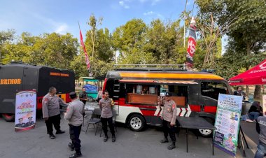 Pojok-Kamtibmas-Polres-Ngawi-Hadir-di-Pasar-Krompol-Ajak-Warga-Jaga-Kamtibmas