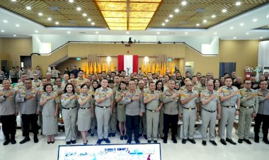 Wakapolri-Kukuhkan-Pengurus-KBPP-Polri-2026–2031,-Dorong-SDM-Unggul-dan-Berdaya-Saing