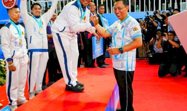 Kapolri-Resmi-Tutup-Kejuaraan-Bulu-Tangkis-Kapolri-Cup-2026,-Tegaskan-Komitmen-Polri-Dukung-Prestasi-Atlet-Nasional